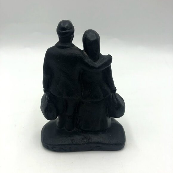 Vintage Cast Iron Utvandrarna Swedish Immigrant - Picture 3 of 11